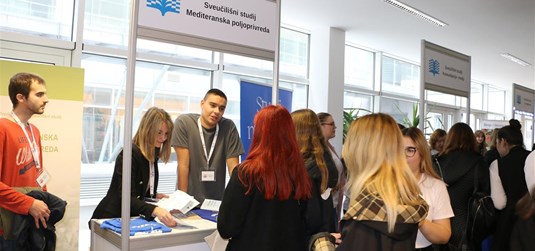 Huge interest of high school graduates for the presentation of University of Split