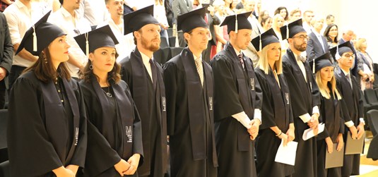 Promovirana prva generacija studenata studija Medicina na engleskom jeziku
