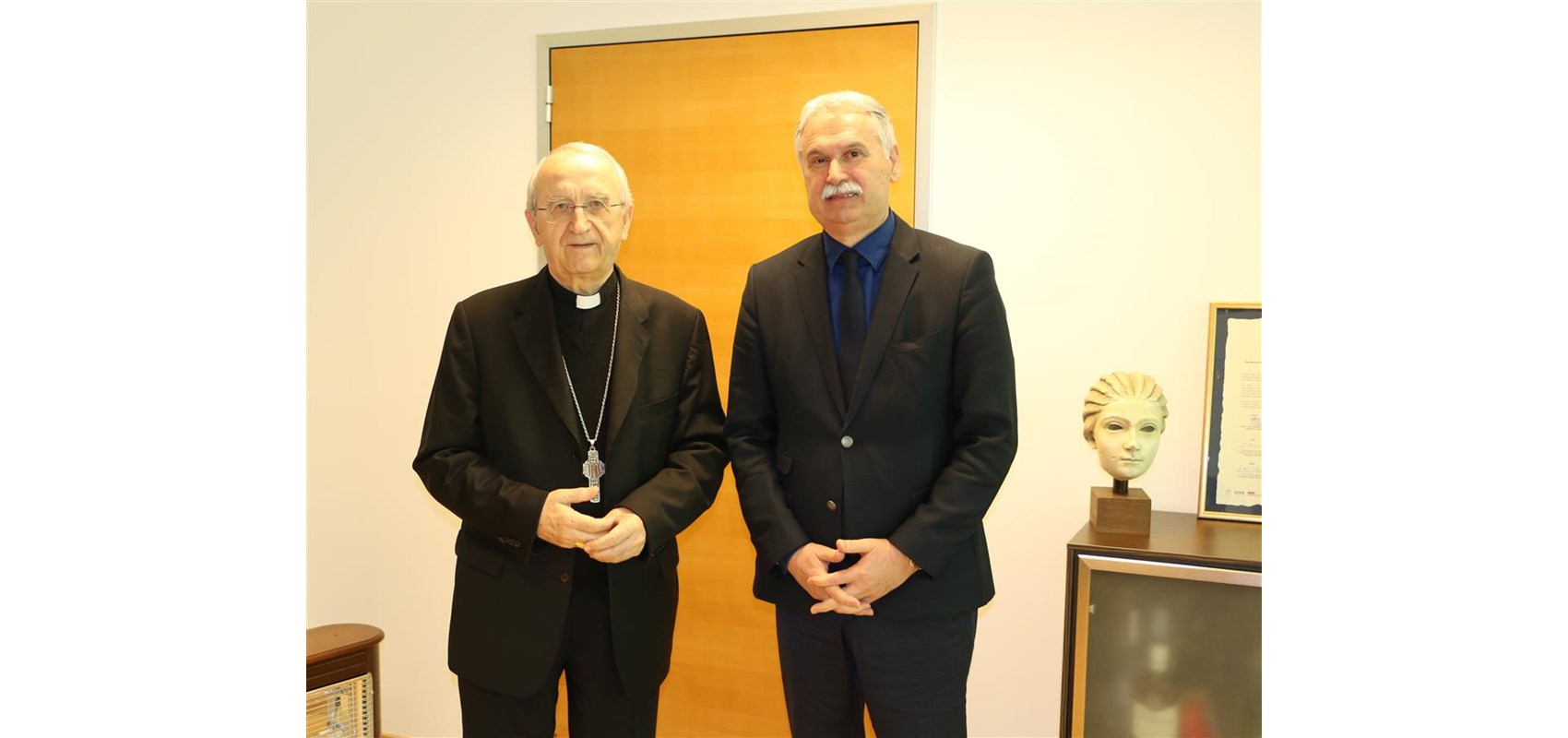Mons. Želimir Puljić u nastupnom posjetu rektoru splitskog sveučilišta Draganu Ljutiću