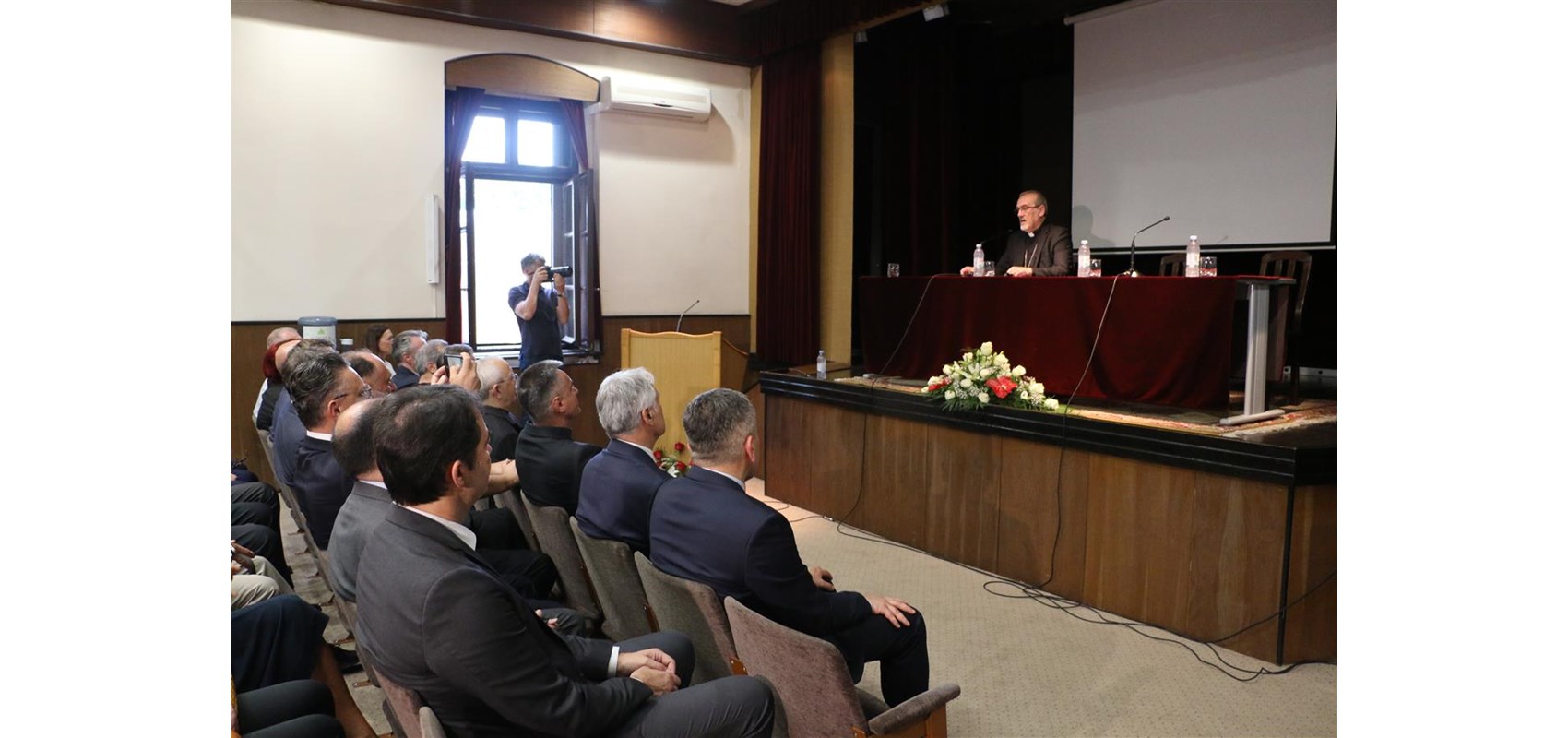 U okviru proslave Dana Sveučilišta latinski jeruzalemski patrijarh Pierbattista Pizzaballa održao predavanje na KBF-u