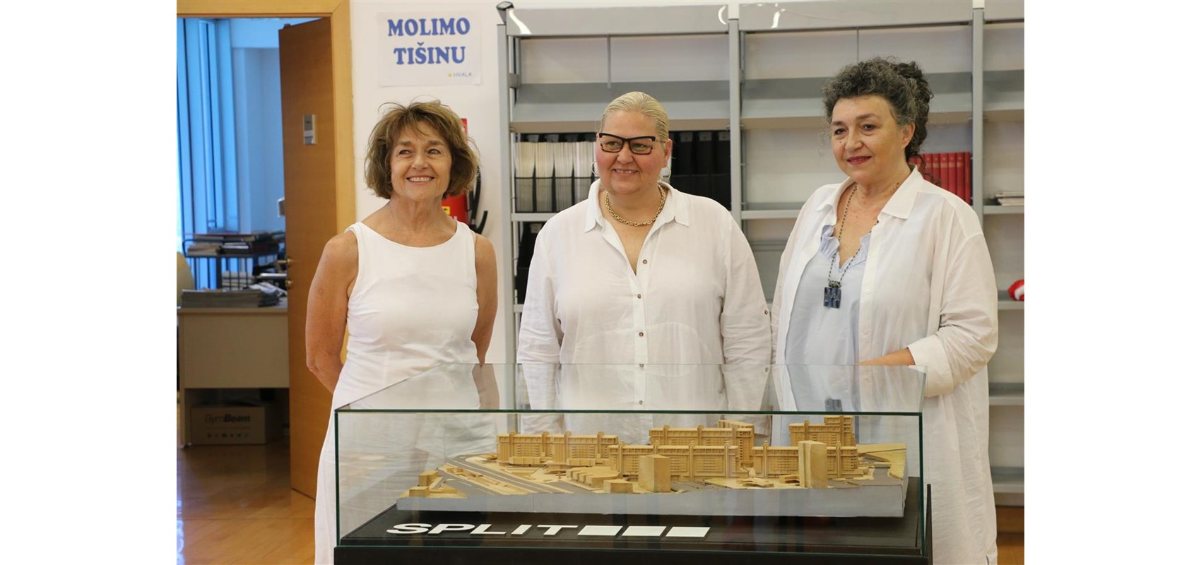 Restaurirana maketa Ulice Ruđera Boškovića poklonjena Sveučilišnoj knjižnici