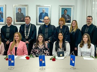 TBZD3347.jpg