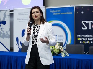 STup_press_web_2022061704.jpg