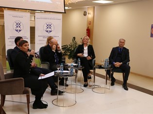 IMG_9987.JPG