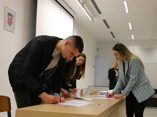 IMG_3256.JPG