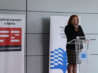 IMG_4453.JPG