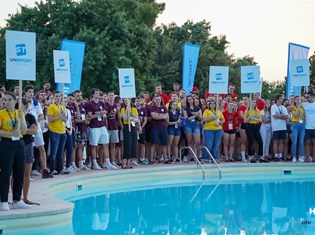 thumbnail_Volonteri_foto_3.jpg