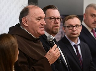 izlozba_tomislav15-061125.jpg