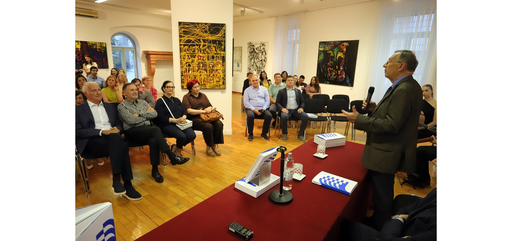 Presented monograph 