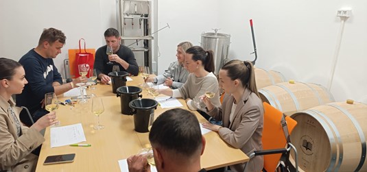 Stručne i terenske aktivnosti studenata u području vinogradarstva i vinarstva na Agromediteranskom fakultetu